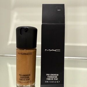 MAC Cosmetics Pro Longwear Foundation - Shade NC44